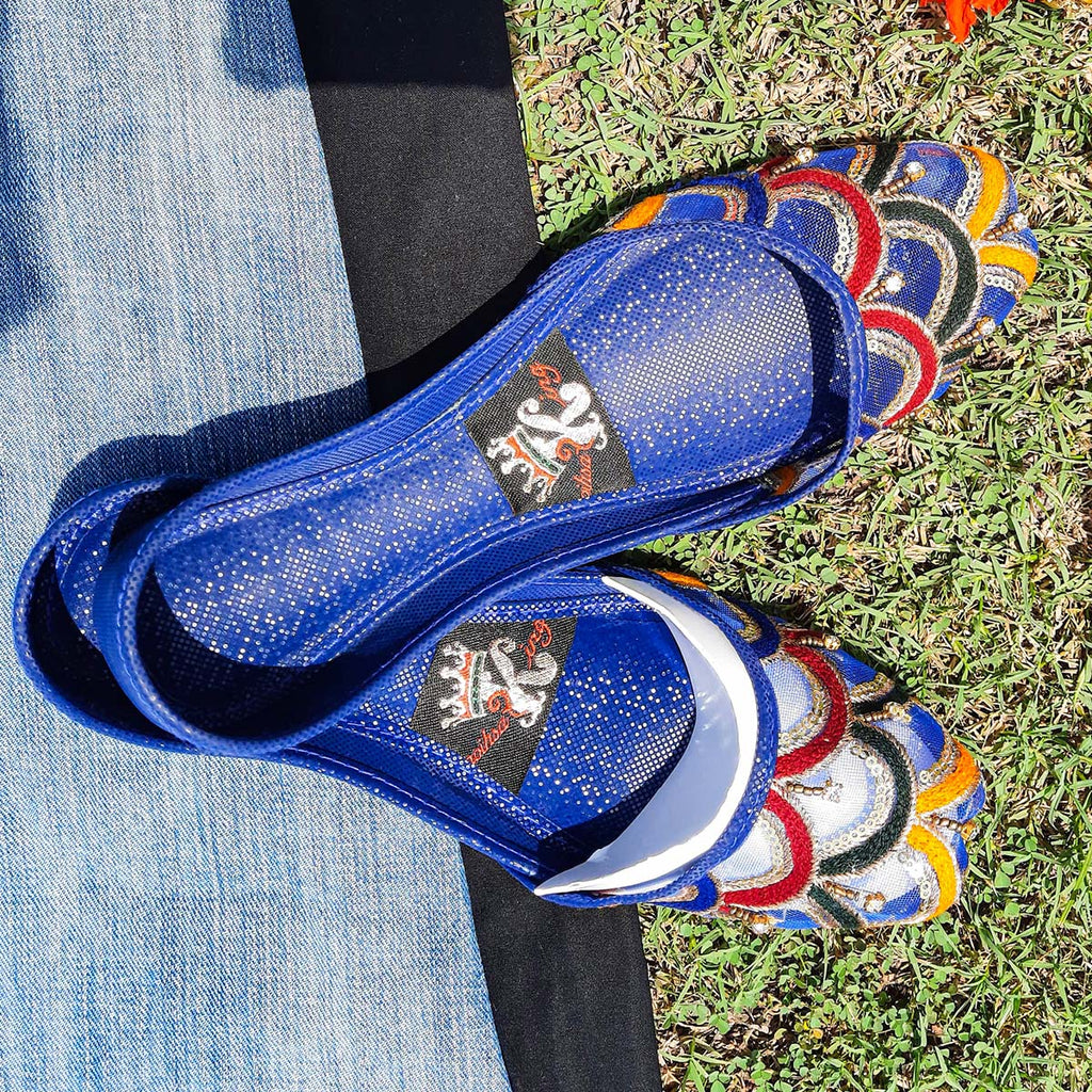 Women’s Blue Embroidered Khussa – Traditional Punjabi Jutti