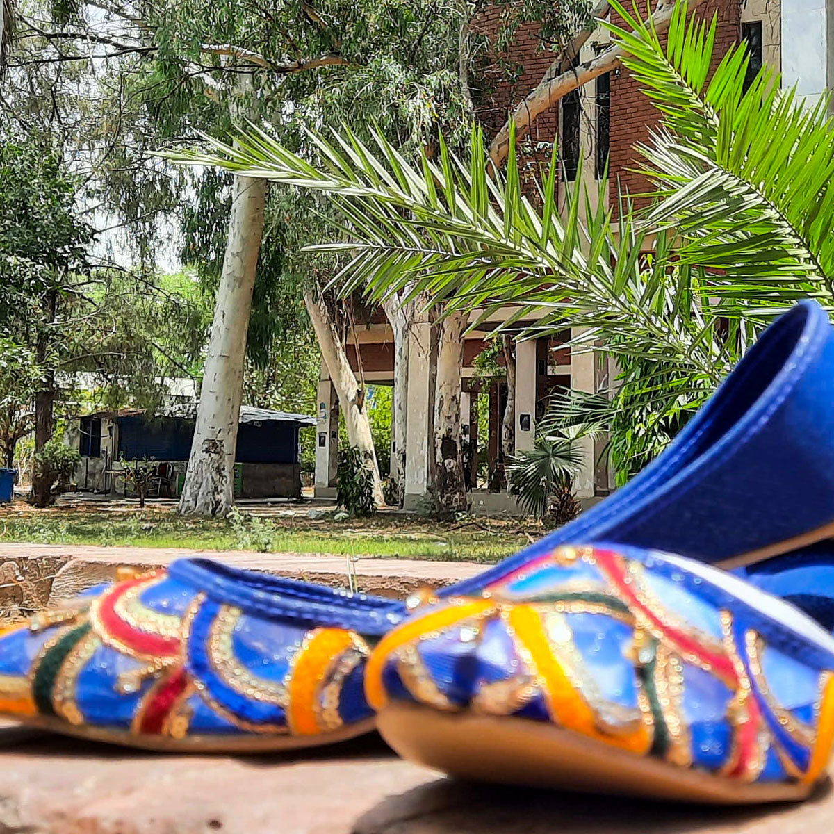 Women’s Blue Embroidered Khussa – Traditional Punjabi Jutti