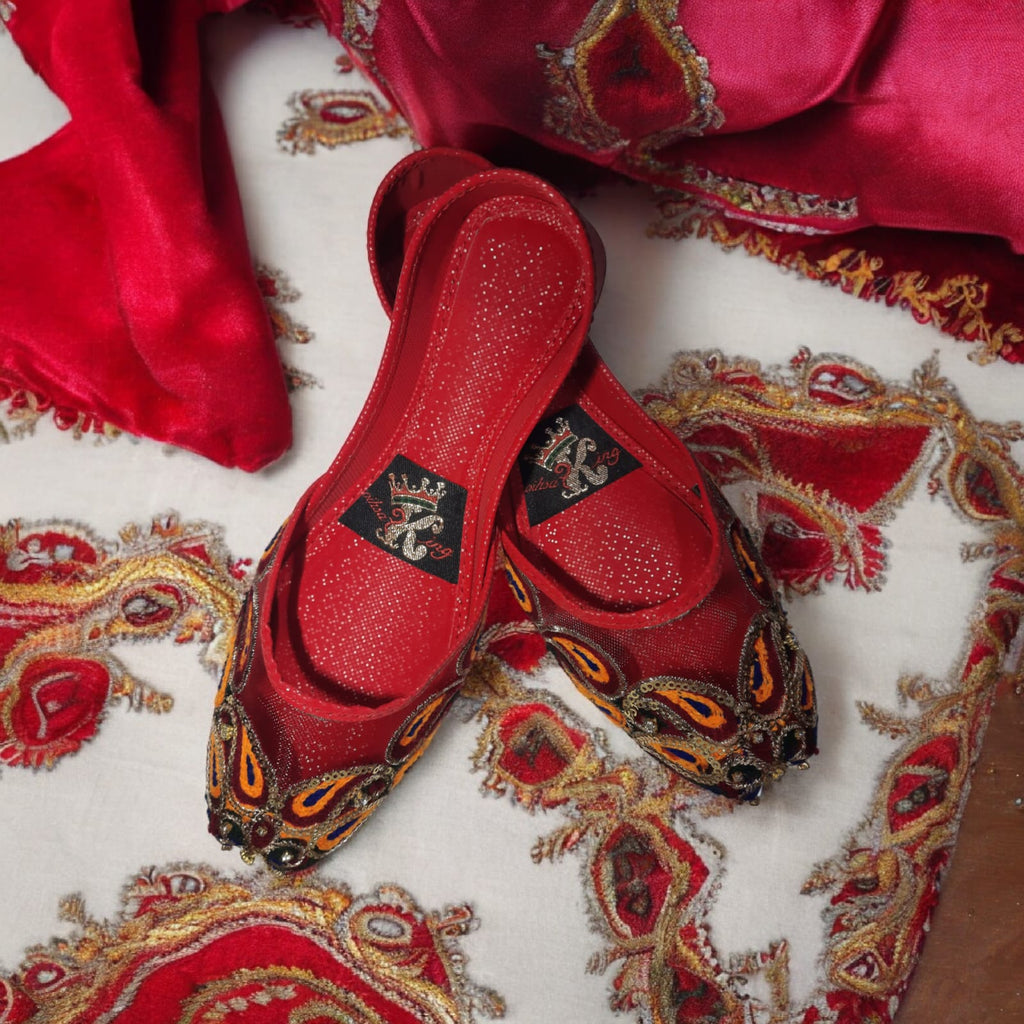 Red Embroidered Khussa – Traditional Pakistani Jutti for Women