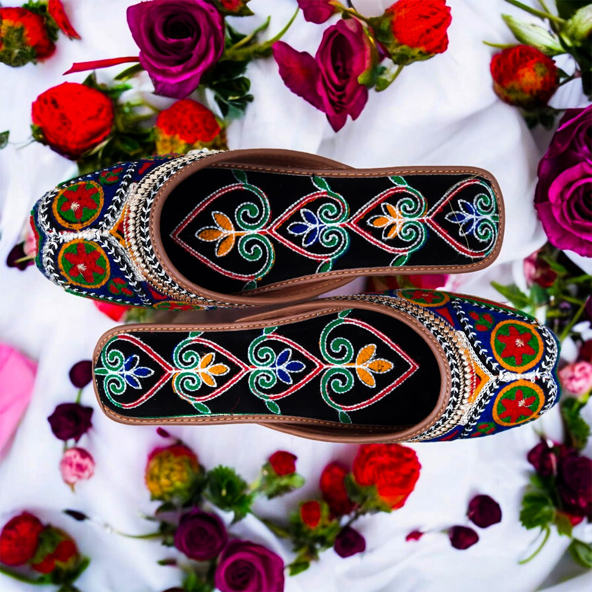 Multicolor (Black, Blue, Red & Green) Traditional Embroidered Khussa