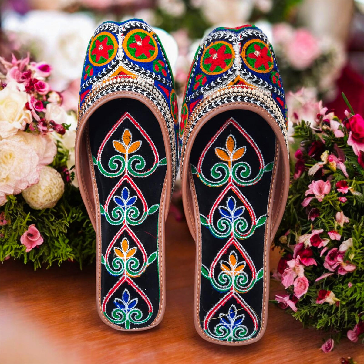 Multicolor (Black, Blue, Red & Green) Traditional Embroidered Khussa