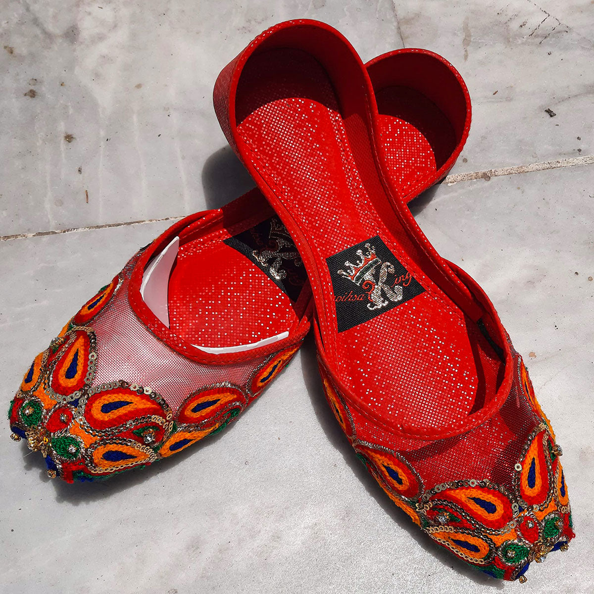 Red Embroidered Khussa – Traditional Pakistani Punjabi Jutti