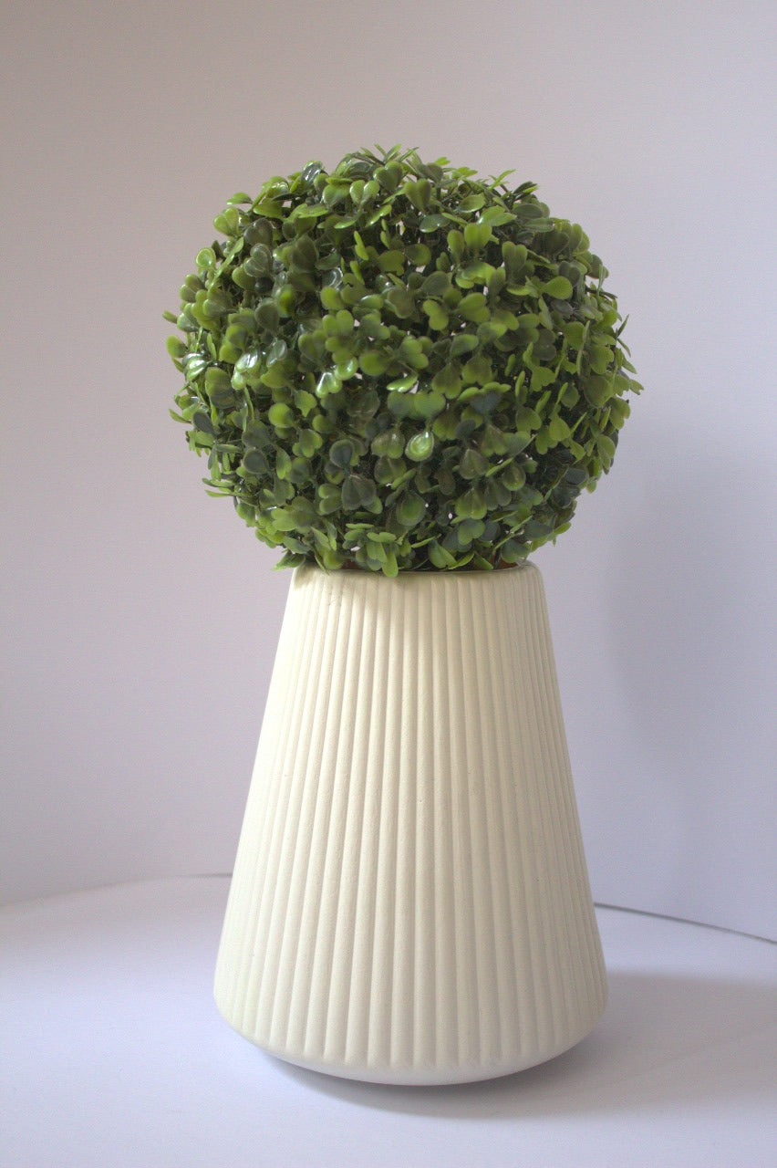 Botanical Ball Charm Vase